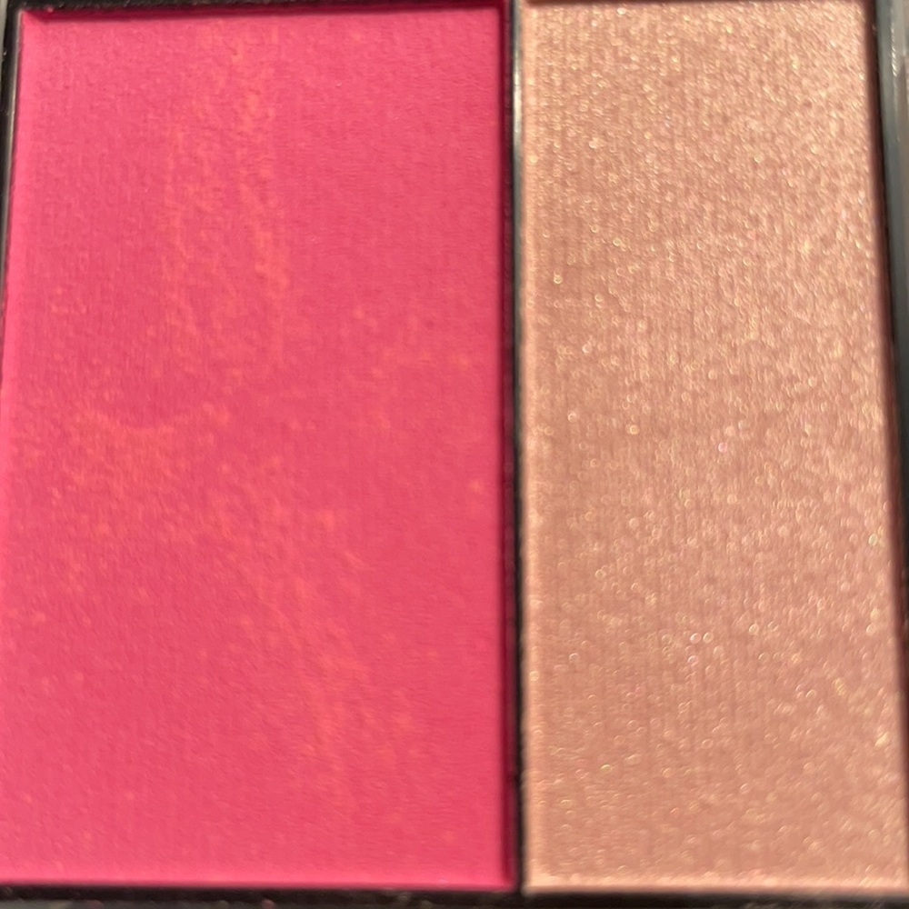 Mary Kay Mineral Cheek Color Duo-Ripe Watermelon - Picture 2 of 2